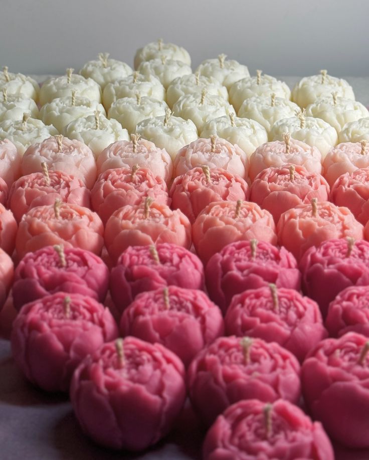 Flower Shape Scented Candle | Perfect for Home Decor, Gifts and Events | 3x4 cm