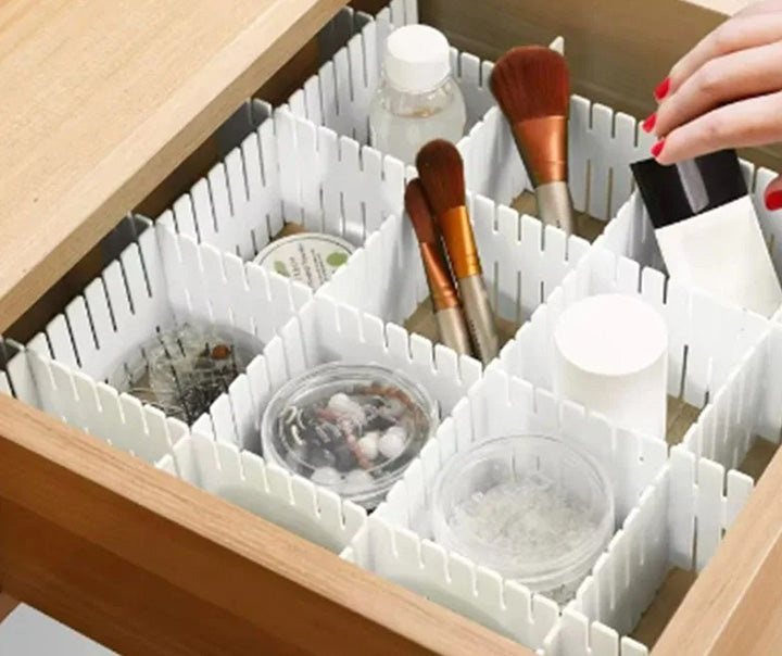 Pack of 4 Adjustable Plastic Drawer Dividers – DIY Cabinet & Wardrobe Organizers (Random Color)